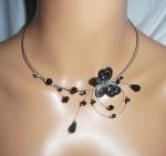 Collier original féerie perles en cristal noir et papillon