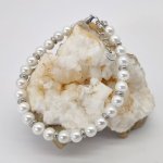 Bracelet en perles de cultures blanches et acier inox