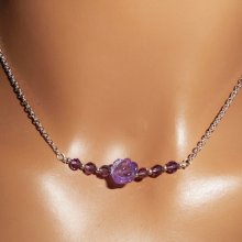 Collier ras de cou avec rose en améthyste et perles en cristal sur chaine argent 925