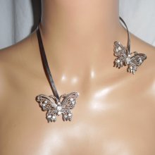 Collier original papillons en cristal de Swarovski asymétrique