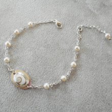 Bracelet perle de culture et médaille oeil de ste Lucie sur chaine en argent 925