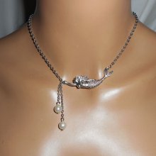 Collier sirène perles de verre blanc nacré sur chaine argent