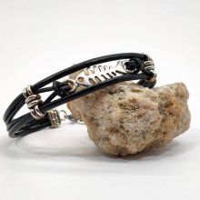 Bracelet homme cuir noir multi-rangs avec arête de poisson en métal argent