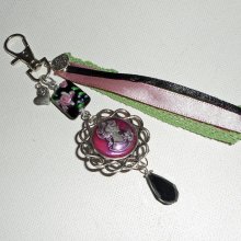 Bijoux de sac/porte clefs perle fleurie en verre et camé avec rubans