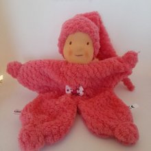 Doudou homologué CE personnalisable saumon fait main en tissu WALDORF