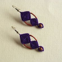 Boucles d'oreilles  en micro-macramé violettes