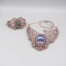 Parure collier et bracelet en micro-macramé pierre gemme labradorite en ton taupe