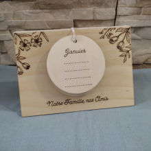 Calendrier des Anniversaires en bois gravé à personnaliser, 