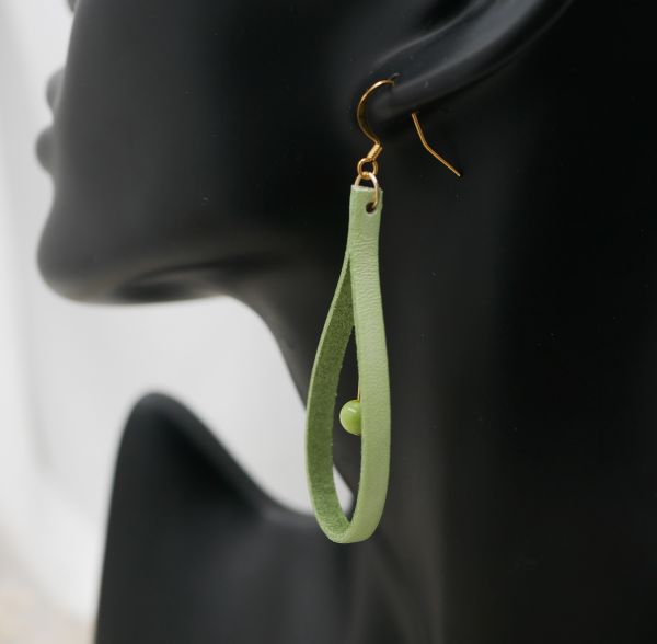 boucles d'oreilles en cuir 