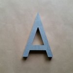 Lettre en relief 3D en zinc HAARLEM