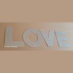 Lettre decorative en zinc LOVE 20 cm