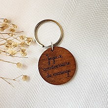 Porte clé rond en bois merisier à personnaliser par gravure