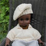 Béret pour poupée en coton beige 