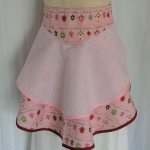Tablier adulte style année 50 en coton avec double jupon et ceinture large couleur rose rouge