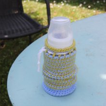 Chaussette à biberon bleu et vert clair fait main
