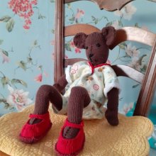 Poupée Ours brun en pyjama