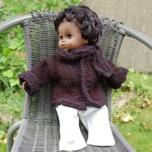 Manteau noir pour poupée avec son écharpe
