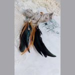 BO Chant du Coq avec des plumes de Coq et Cygne, chaîne argent, cabochons résine et clous en laiton