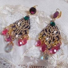 BO Asiane, dentelle violine, gouttes en cristal, perles, estampes, bélières plaquées or et dormeuses en laiton doré