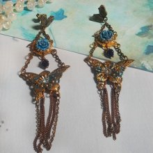 BO Papillons Irisés crées avec des Zirconium, des cristaux de Swarovski, des cabochons en Résine, divers accessoires et des perles en verre de Bohème