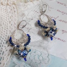 BO Lotus Flowers sont montées avec chandeliers demi-lune motif papillons et fleurs, perles de Venise, estampes, coupelles, toupies, rocailles et dormeuses en Argent 925