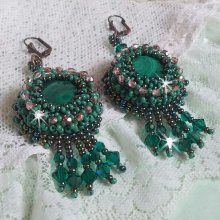 BO Emerald Vert brodées avec une malachite et des perles de qualité