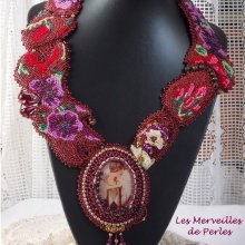 Collier plastron Art'Déco brodé façon des années 1950