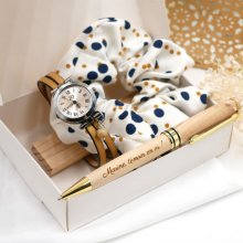 Coffret cadeau femme avec montre bracelet cuir + stylo bois gravé + chouchou assorti