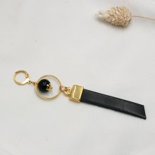 Boucle d'oreille Solo pendante dorée au long Cuir Noir ou couleur au choix