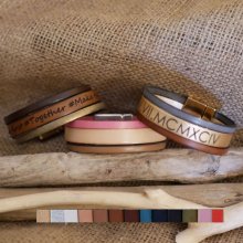 Bracelet manchette multi cuirs personnalisable couleurs et message gravé