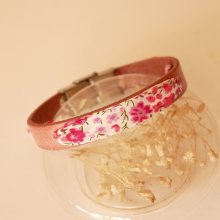 Bracelet Florâme au ruban liberty fleurs rose sur cuir rose vieilli