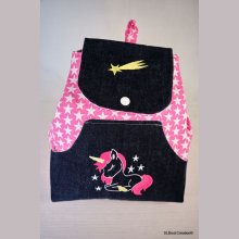 Sac à dos enfant brodé licorne et étoile filante personnalisable